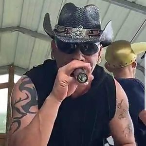 Meet your Posher, Tony